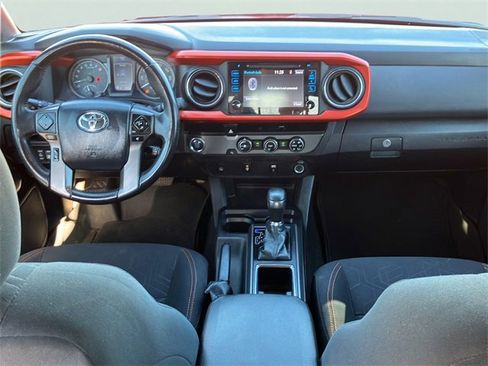 Used 2017 Toyota Tacoma TRD Sport w/ Tow Package image 21