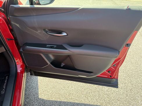 Used 2025 Lexus UX 300h FWD w/ Accessory Package (Z1) image 14