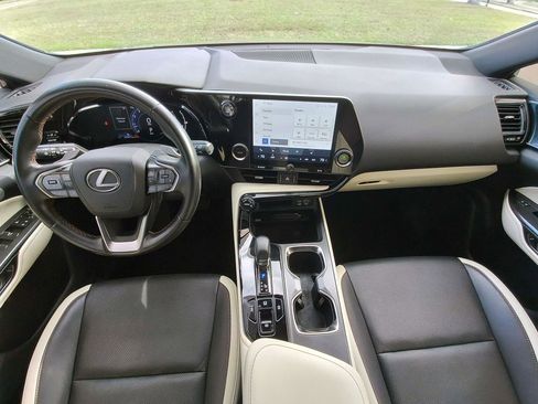 Used 2024 Lexus NX 250 250 Sport Utility 4D w/ Towing Package (2000 Lbs) image 9
