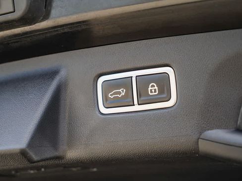 Certified 2023 Kia Sorento EX w/ Panoramic Sunroof Package FWD image 25