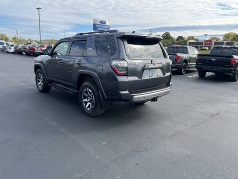 Used 2023 Toyota 4Runner TRD Off-Road image 3