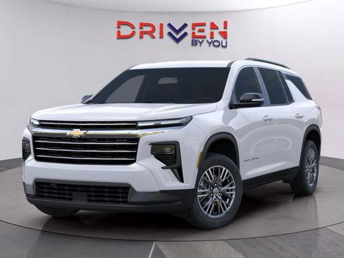 New 2026 Chevrolet Traverse LT image 6
