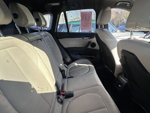 Used 2017 BMW X1 xDrive28i image 6