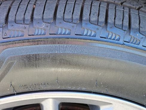 Certified 2024 Nissan Pathfinder SL w/ SL Premium Package image 11