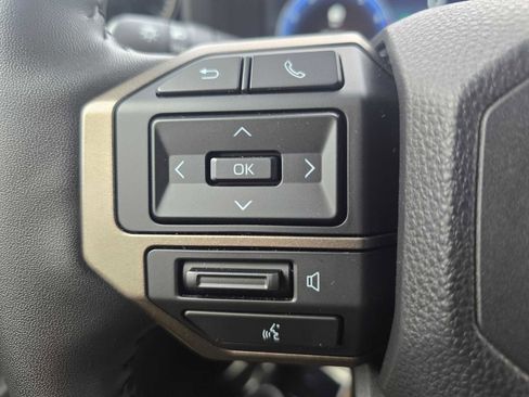 Used 2025 Toyota Land Cruiser image 33