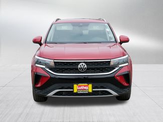 Used 2022 Volkswagen Taos SE video 2