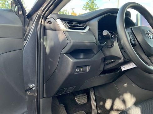 Certified 2025 Toyota RAV4 LE image 14