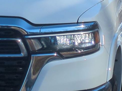 Used 2025 RAM 1500 Big Horn AWD/4WD image 17