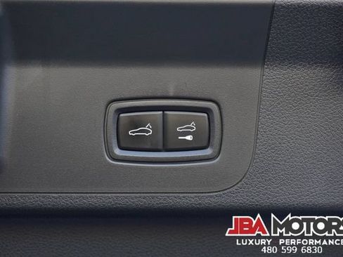 Used 2020 Porsche Panamera 4 AWD/4WD image 95
