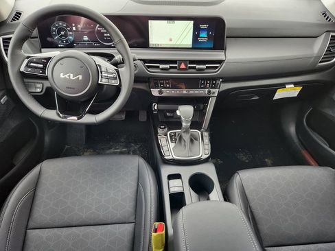 Used 2026 Kia Seltos SX AWD/4WD image 10