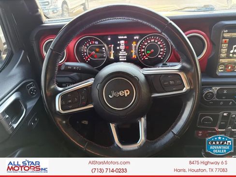 Used 2018 Jeep Wrangler Unlimited Rubicon AWD/4WD image 27