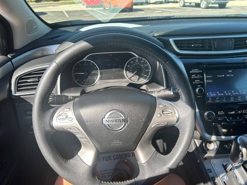 Used 2017 Nissan Murano Platinum w/ Platinum Technology Package AWD/4WD image 9