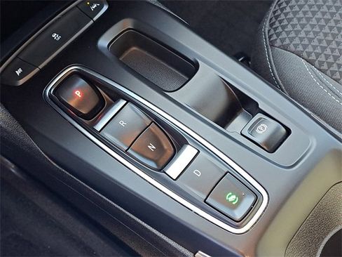 Used 2022 Chevrolet Bolt LT image 18