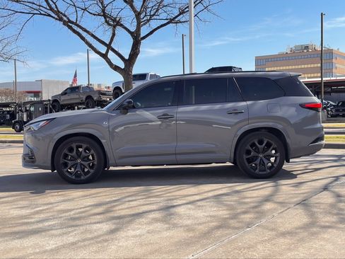 Used 2024 Lexus TX 500h AWD w/ Technology Package image 7