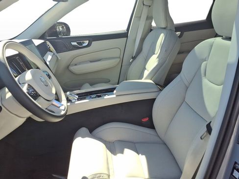 New 2026 Volvo XC60 B5 Ultra w/ Protection Package Premier image 13