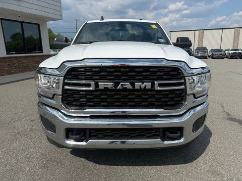 Used 2022 RAM 2500 Big Horn AWD/4WD image 9