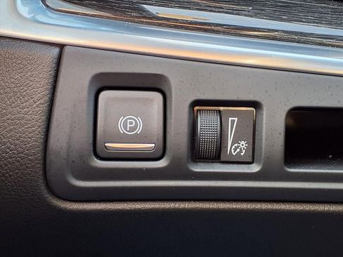 Used 2023 Cadillac XT5 Premium Luxury image 28