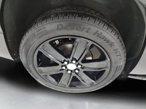 Used 2017 GMC Acadia Denali w/ Technology Package image 14