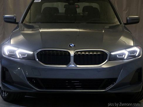 Used 2025 BMW 330i xDrive Sedan w/ M Sport Package image 6