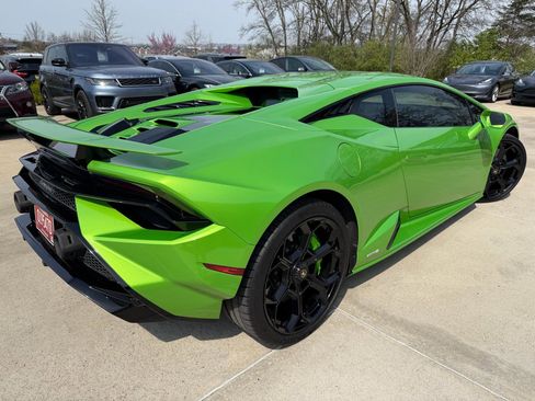 Used 2023 Lamborghini Huracan Tecnica image 12