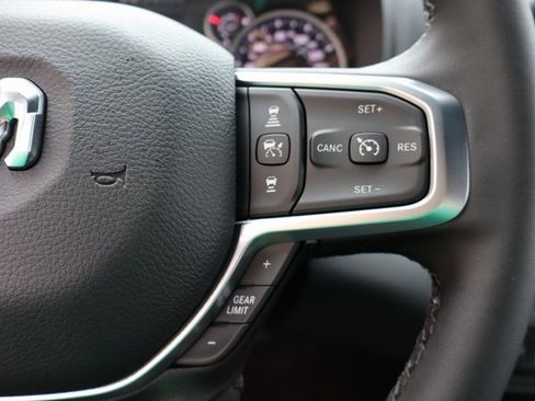 Used 2025 RAM 2500 Big Horn image 17