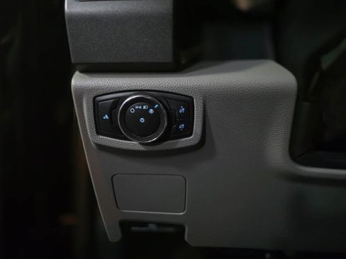 Used 2021 Ford F550 XL 4WD DRW Regular Cab Dually image 29