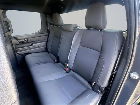 Used 2024 Toyota Tacoma SR5 AWD/4WD image 27