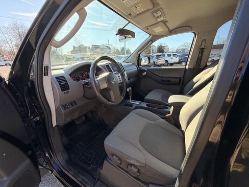 Used 2012 Nissan Xterra S image 54