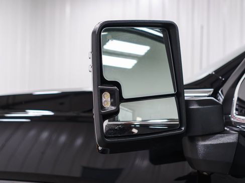 Used 2023 GMC Sierra 2500 Denali w/ Technology Package image 42