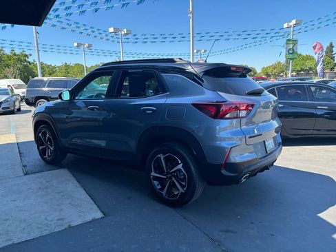 Used 2021 Chevrolet TrailBlazer RS w/ Technology Package image 5