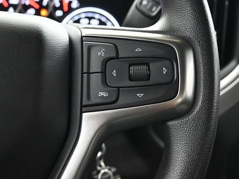 Used 2021 Chevrolet Silverado 1500 Custom w/ Safety Confidence Package AWD/4WD image 10