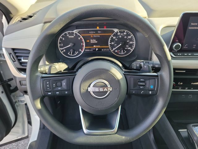 Used 2023 Nissan Rogue SV FWD image 21