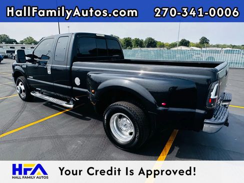 Used 2006 Ford F350 Lariat image 3