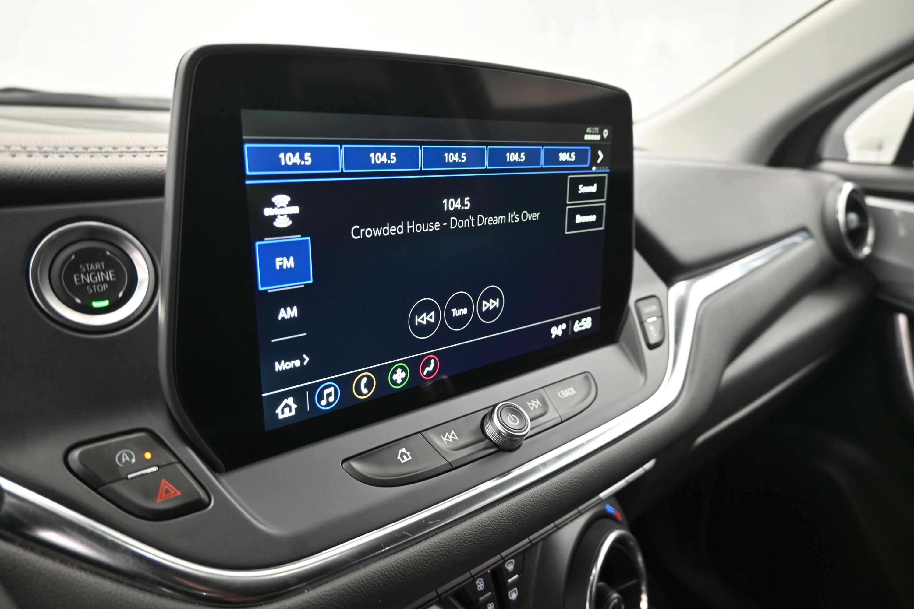 Used 2025 Chevrolet Blazer LT FWD image 18