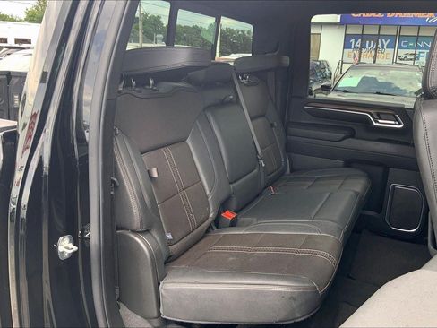 Used 2024 Chevrolet Silverado 2500 High Country w/ Midnight Edition AWD/4WD image 22