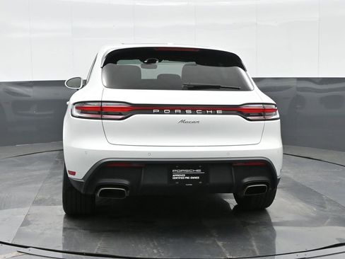 Certified 2025 Porsche Macan image 6