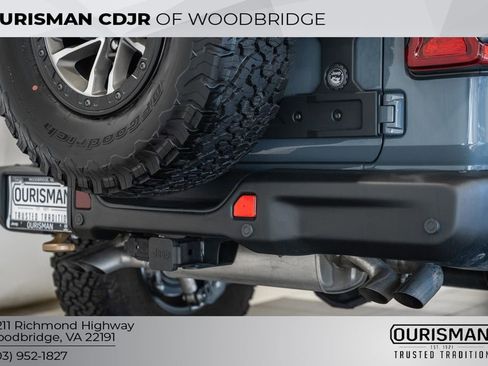 Used 2024 Jeep Wrangler Unlimited Rubicon 392 image 9