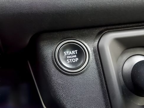 Used 2023 Land Rover Defender 90 S AWD/4WD image 16