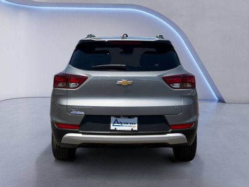 Used 2025 Chevrolet TrailBlazer LT AWD/4WD image 4