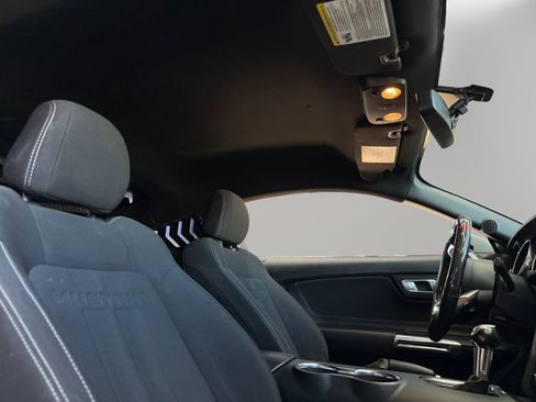 Used 2018 Ford Mustang GT w/ Equipment Group 301A image 14