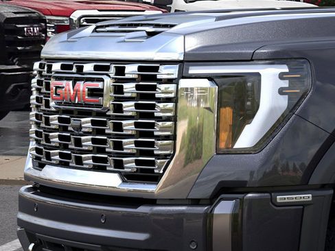 New 2026 GMC Sierra 3500 Denali image 15