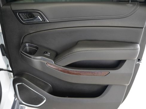 Used 2019 GMC Yukon XL SLT image 42