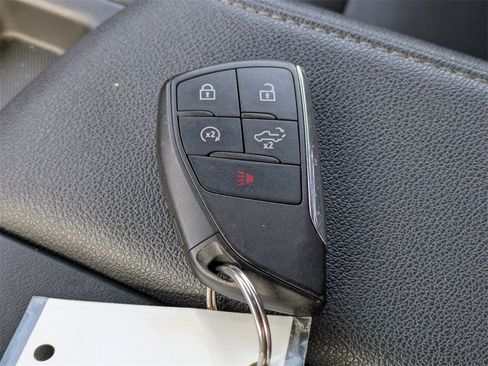 Used 2023 GMC Sierra 1500 SLT image 29