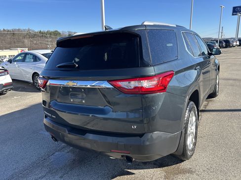 Used 2018 Chevrolet Traverse LT image 7
