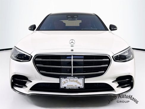 Used 2023 Mercedes-Benz S 580 S 580 image 2