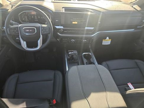 New 2026 GMC Sierra 1500 SLT image 12
