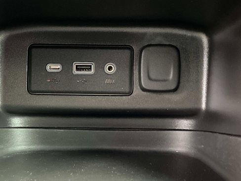 Used 2024 Chevrolet Equinox RS image 16