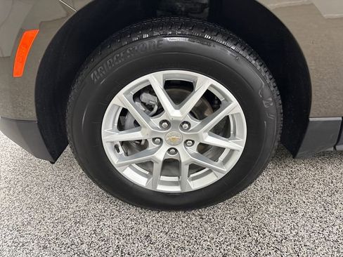 Used 2023 Chevrolet Equinox LT image 10