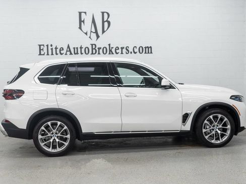 Used 2026 BMW X5 xDrive40i AWD/4WD image 5