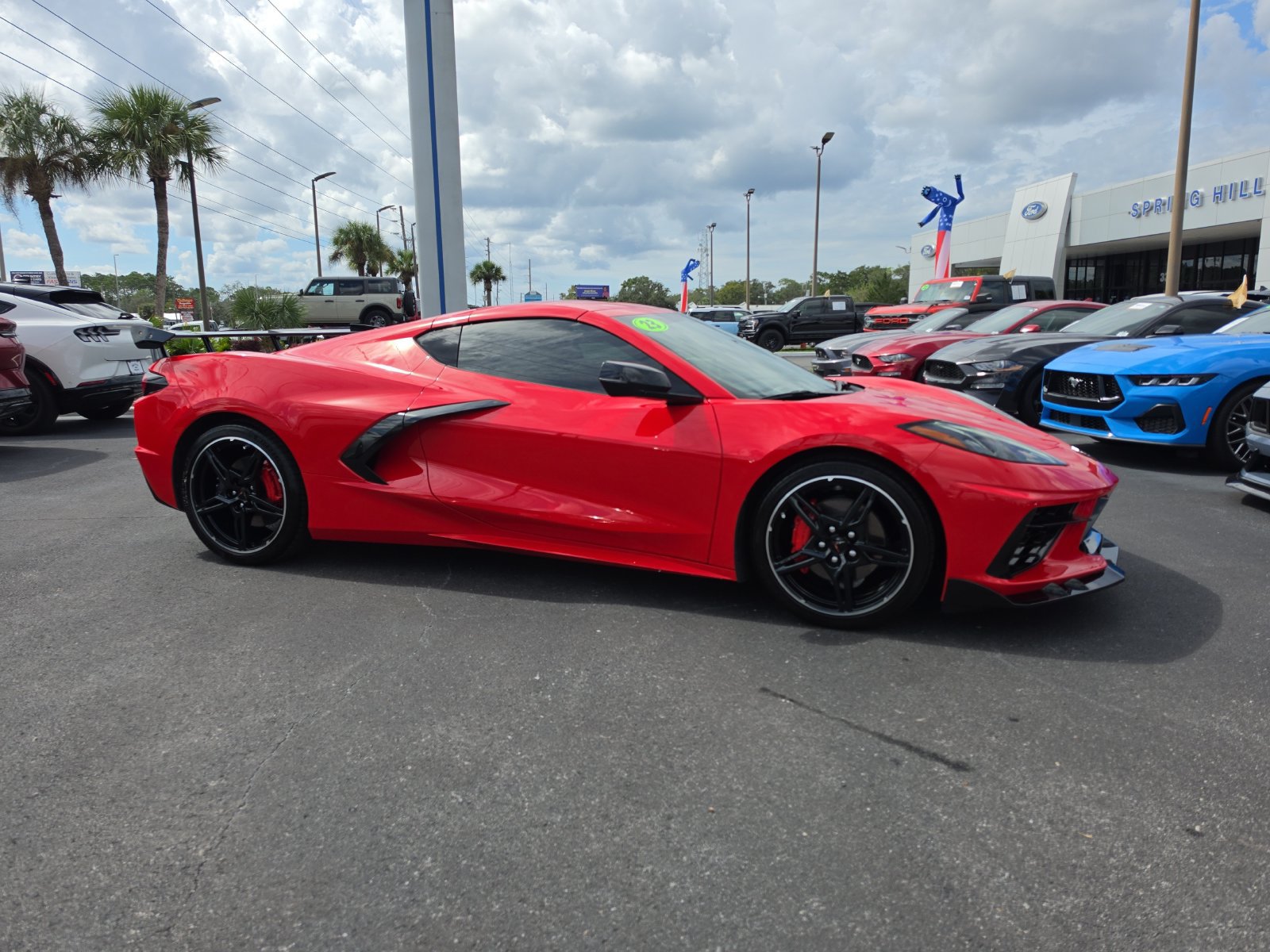 Used 2023 Chevrolet Corvette Stingray Preferred Cpe w/ Engine Appearance Package RWD image 1
